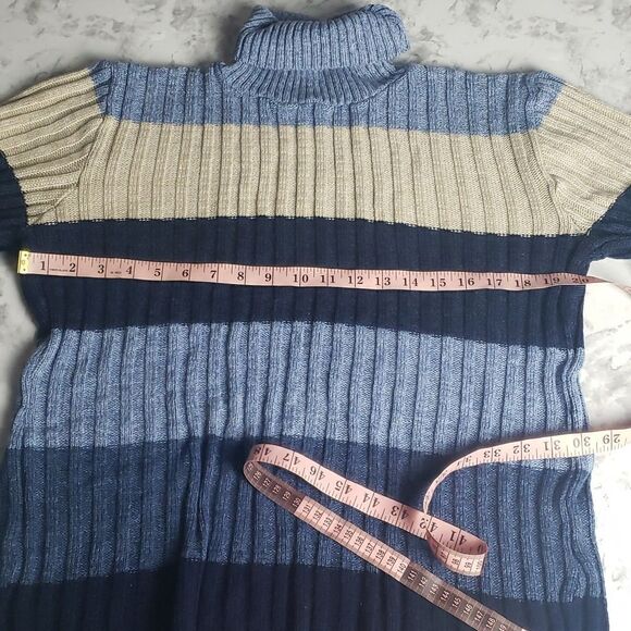 Blue and White Turtleneck Sweater - Picture 5 of 7